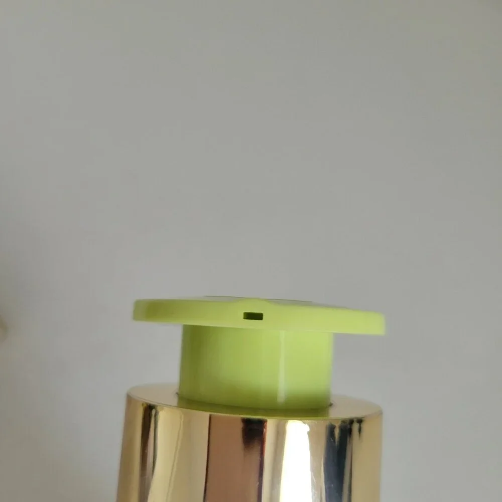 BYROE Basil Dark Spot Correcting Cream 1.01 oz New with Box - Picture 7 of 9